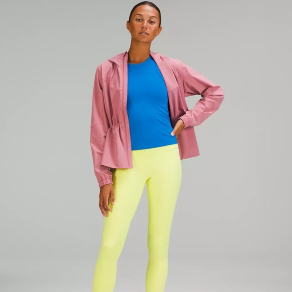 🆕 Lululemon Packable Water-Repellent Jacket in Briar Rose - Picture 6 of 7